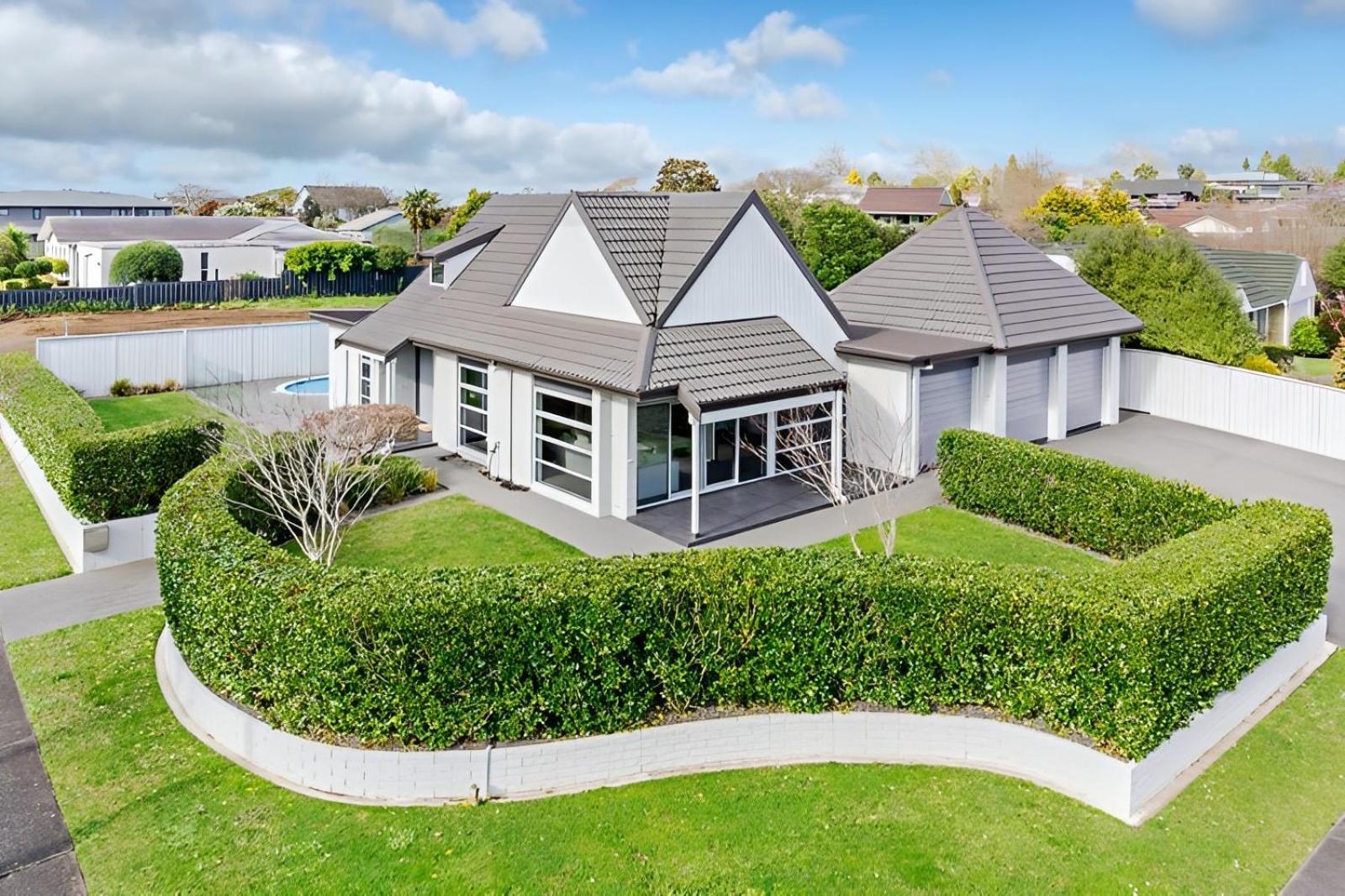Summer Holiday 4 Bedrooms House In Hamilton With Pool And Spa Exteriér fotografie