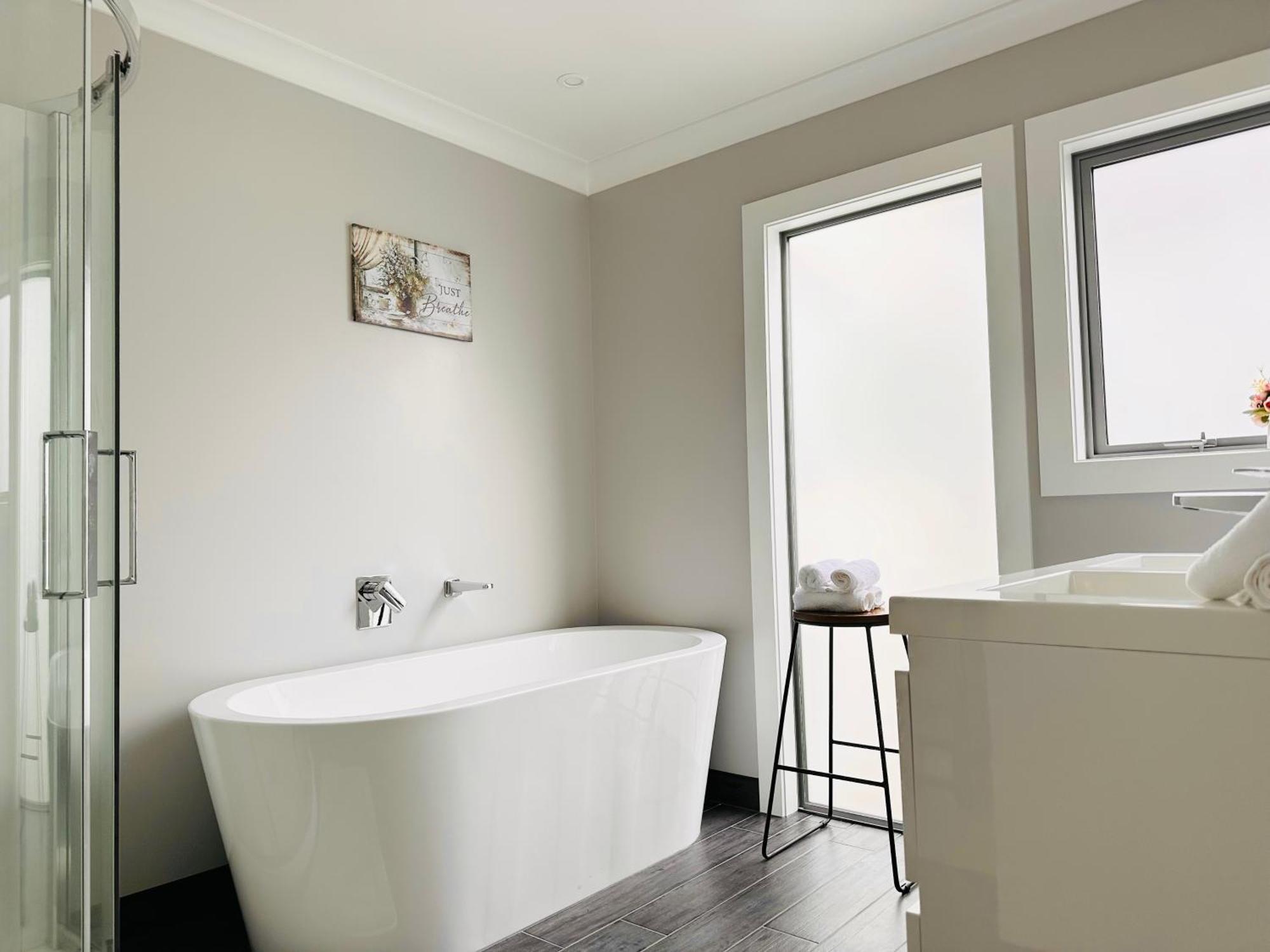 Summer Holiday 4 Bedrooms House In Hamilton With Pool And Spa Exteriér fotografie